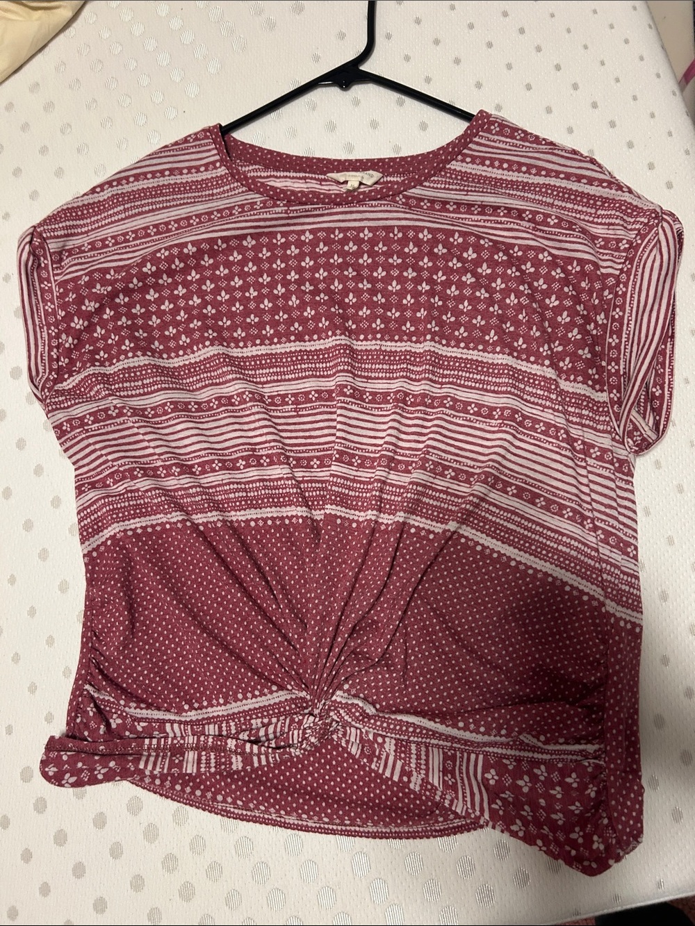 Lucky Brand Short Sleeve Knot Front Top - Burgundy & White